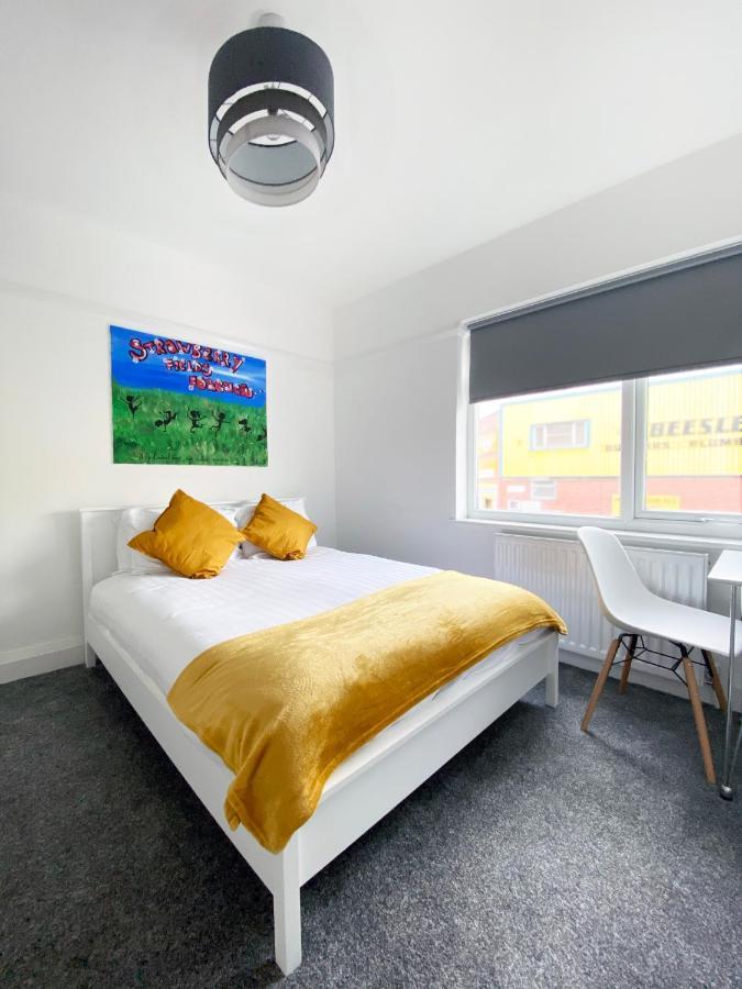 The Baltic Townhouses By Serviced Living Liverpool Exterior photo